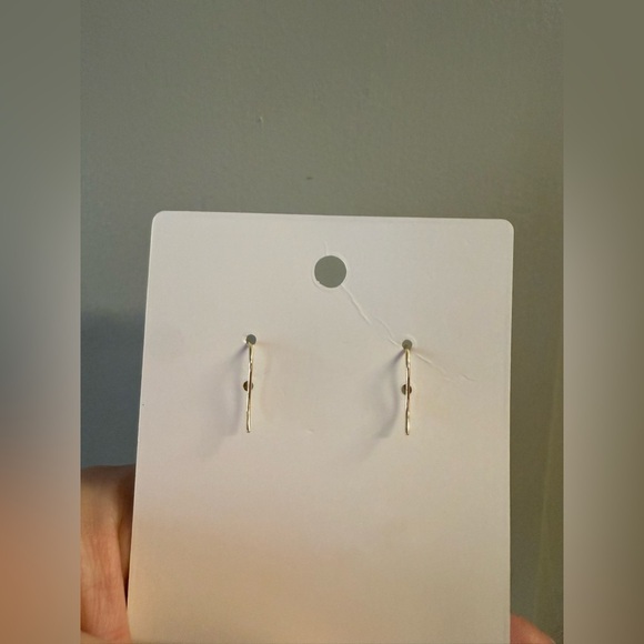 ✨ Gold Plated Crystal Tassel Drop Earrings - Picture 5 of 5